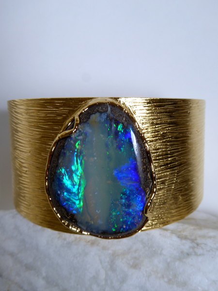 Opal Armband wertvoll leuchtend