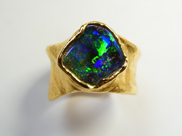 Opal Ring beeindruckend<br />
