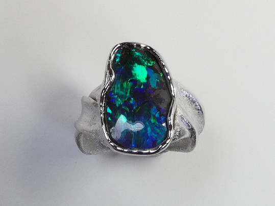 Opal Ring mit Farbtiefe id 100642