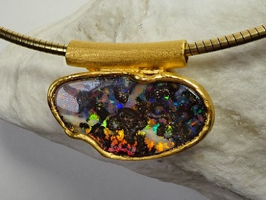 Opal Anhänger Mittelpunkt der Erde P1010483c Opal Anhänger Mittelpunkt der Erde